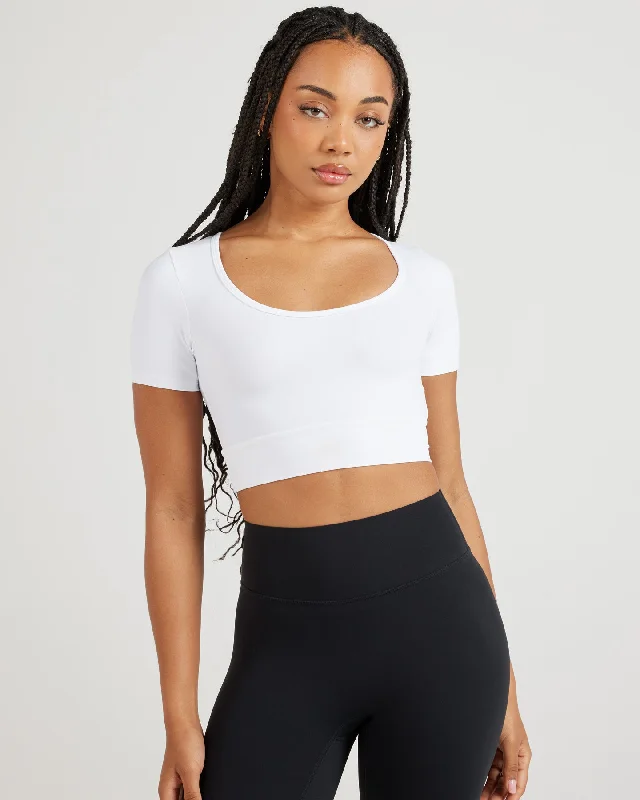 Knitting T Shirts-Airey Scoop Crop Tee - White