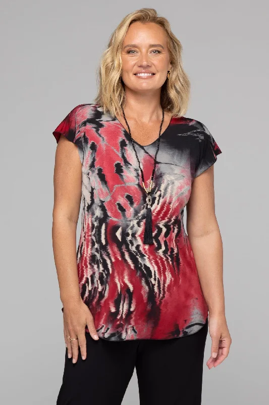 Blouses & Shirts with flattering sleeve styles-Tornado Print Short Sleeve Jersey Top