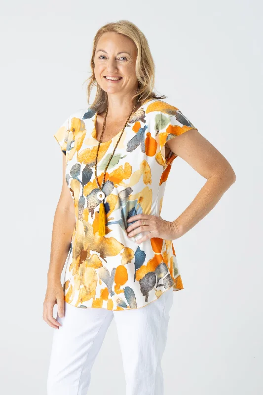 Affordable stylish Blouses & Shirts for office wear-Fall Print Short Sleeve Jersey Top