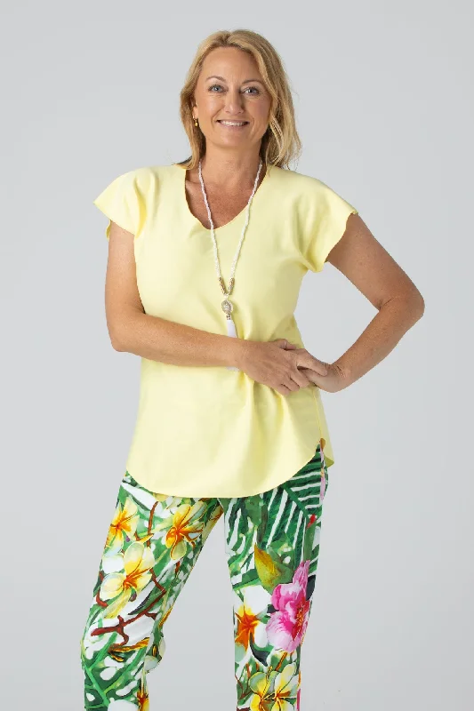 Blouses & Shirts with artistic detailing for a unique look-Lemon Yellow Short Sleeve Cotton Sports Knit Top