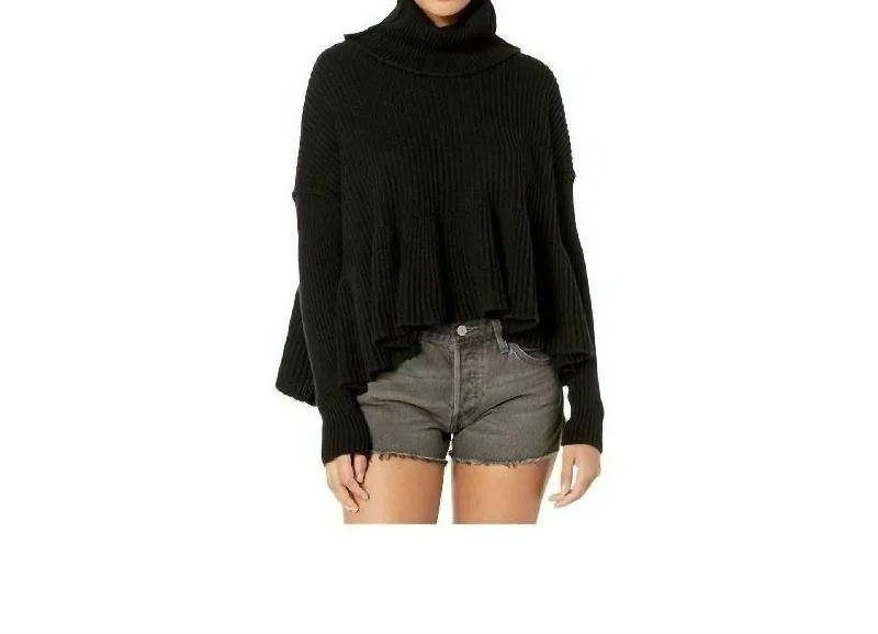 Black Cashmere Pullover Sweater-Women's High-Waisted Denim Pullovers-Layer Cake Trapeze Turtleneck Oversize Rib Sweater In Black