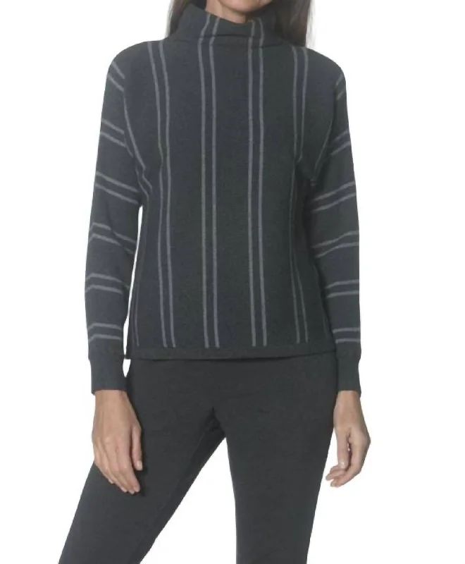 Sweater Pullover for Men-Women's Running Pullovers-Funnel Neck Sweater Top In Charcoal Grey