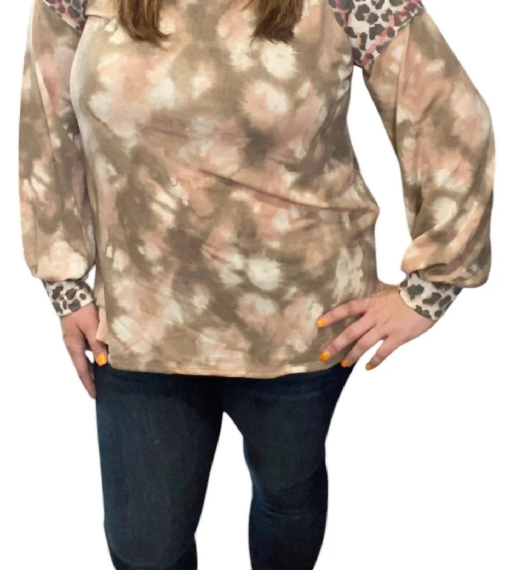 Graphic Pullover Sweater-Women's Wool Pullovers-Leopard And Tie Dye Sweater In Peach/brown