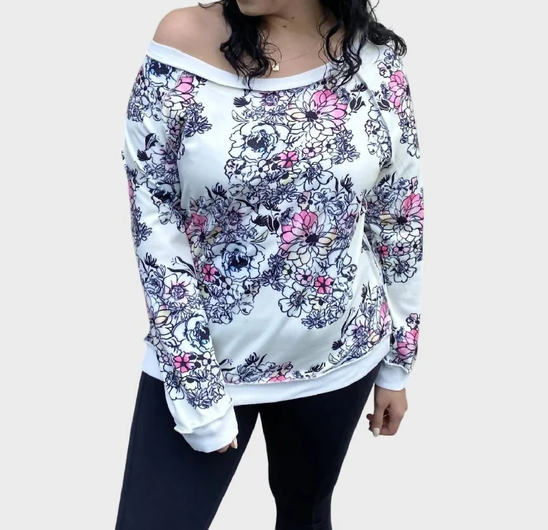 Comfortable Pullover Sweater for Men-Women's Fleece Floral Pullovers-Daisy Slouchy Sweater In White