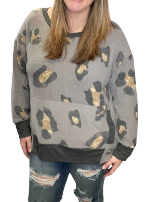 Pullover Sweater with Small V-neck-Women's Lace Pencil Pullovers-Leopard Kangaroo Pocket Sweater In Charcoal