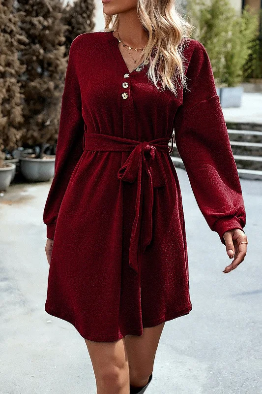 WOMEN HENLEY NECK WAIST BELTED LONG SLEEVE DRESS